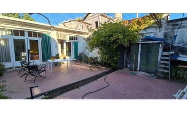 VENTA PROPIEDAD A VALOR TERRENO EN PLENO MICROCENTRO DE SAN MARTN-MZA