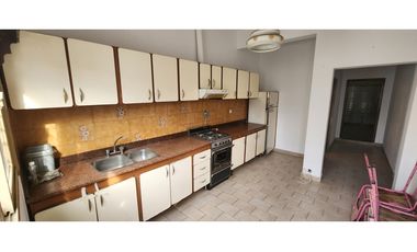 Tornquist 4148, entre Huemul y Vidal