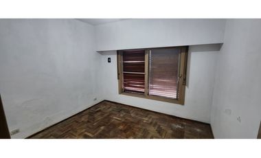 Tornquist 4148, entre Huemul y Vidal