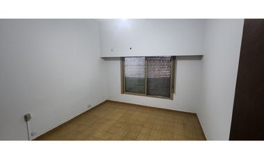 Tornquist 4148, entre Huemul y Vidal