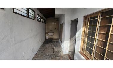 Tornquist 4148, entre Huemul y Vidal