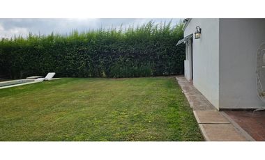 VENDE CASA 4 DORMITORIOS · LUJN · B. PRIVADO TERRUÑOS DE ARAOZ I