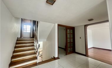 Arriendo casa para oficinas, negocio o vivienda