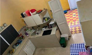 VENDO CASA LOTE EN BUENOS AIRES