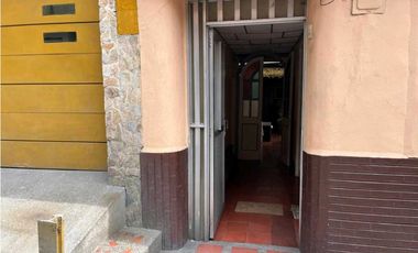 VENDO CASA LOTE EN BUENOS AIRES