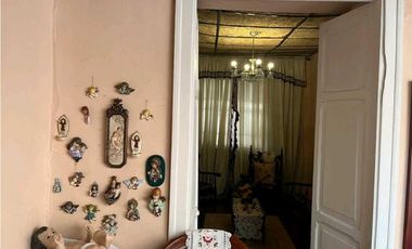 VENDO CASA LOTE EN BUENOS AIRES