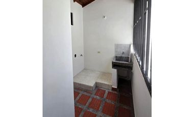 VENTA CASA CATALUÑA BUENOS AIRES MEDELLIN