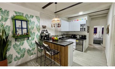 Casa bifamiliar de tres pisos en venta permuta Barrio Alicanto Palmira