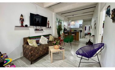 Casa bifamiliar de tres pisos en venta permuta Barrio Alicanto Palmira