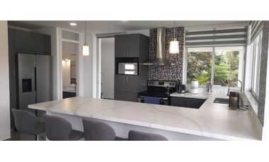 en venta casa campestre en Guatapé 1.500m2