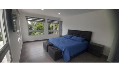 en venta casa campestre en Guatapé 1.500m2