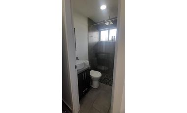 en venta casa campestre en Guatapé 1.500m2