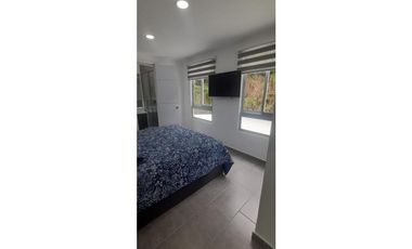 en venta casa campestre en Guatapé 1.500m2