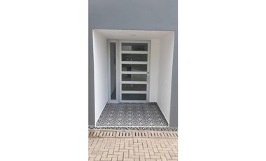 en venta casa campestre en Guatapé 1.500m2