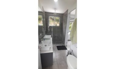 en venta casa campestre en Guatapé 1.500m2