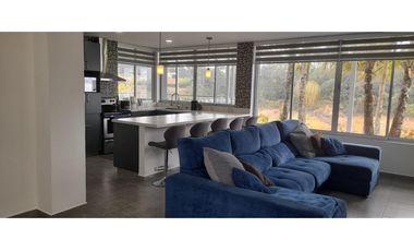 en venta casa campestre en Guatapé 1.500m2