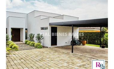 Arriendo Hermosa Casa en Llanogrande – Zona AAA