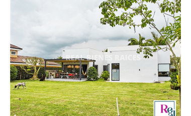 Arriendo Hermosa Casa en Llanogrande – Zona AAA