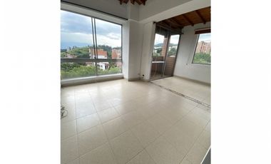 Apartamento para la venta en Laureles la Almería