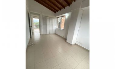 Apartamento para la venta en Laureles la Almería