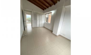 Apartamento para la venta en Laureles la Almería