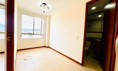 VENDO APARTAMENTO EN LAURELES