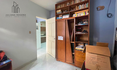 VENDO CASA EN PRADOS DEL NORTE (1 PISO)