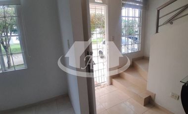 CASA EN VENTA BARRIO LA CASTELLANA |9184
