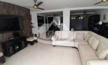 CASA EN VENTA BARRIO LA CASTELLANA |9184