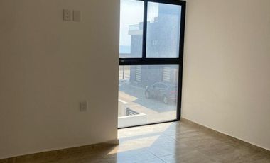 CASA EN VENTA EN FRACC. LOMAS DEL SOL, RIVIERA VERACRUZANA, ALVARADO, VERACRUZ