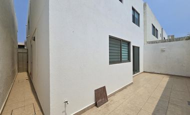 CASA EN VENTA FRACC. LOMAS DEL SOL, RIVIERA VERACRUZANA, ALVARADO, VERACRUZ