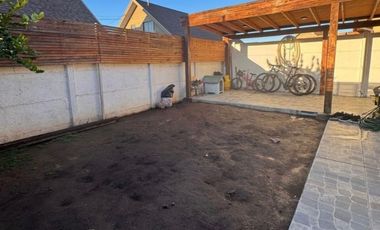 VENTA LINDA CASA UBICADA EN BARRIO DON BALTAZAR (SAN RAMON)