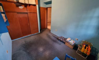 VENTA CASA 6 AMBIENTES BERNAL CENTRO