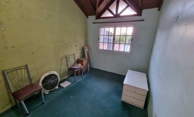 VENTA CASA 6 AMBIENTES BERNAL CENTRO