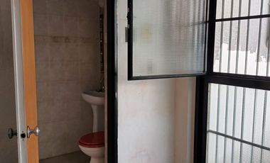 VENTA CASA 4 AMBIENTES BERAZATEGUI CON COCHERA
