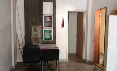 VENTA CASA 4 AMBIENTES BERAZATEGUI CON COCHERA