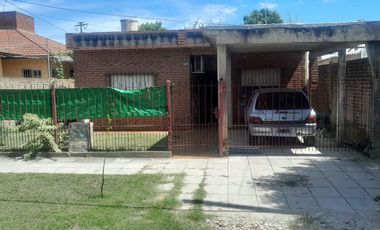 VENTA CASA 3 AMBIENTES EN RANELAGH