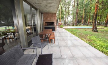 VENTA CASA 3 DORMITORIOS EN VENTA PUERTO PARAISO