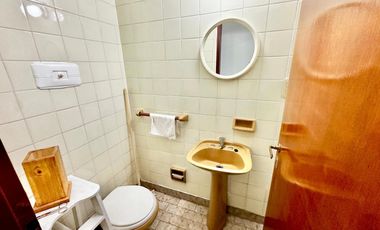 SE VENDE LOCAL IDEAL OFI/CONSULTORIO M. ZASPE 3300