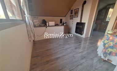 Casa en Arriendo en Av. La Plaza / Camino El Alba