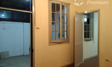 Casa en Arriendo en Metro Santa Isabel