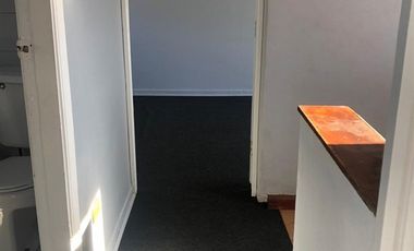 Oficina en Arriendo en AV. LAS CONDES/ CHARLES HAMILTON