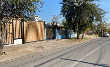 Casa en Venta en Calle Arturo Prat con Calle Ongolmo