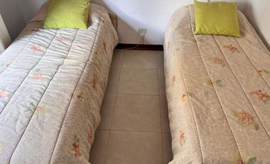 VENTA DPTO 4 AMBIENTES CON COCHERA FRENTE AL MAR