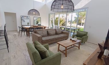 Venta casa Costa Esmeralda Ecuestre