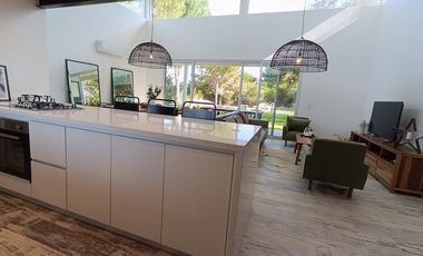 Venta casa Costa Esmeralda Ecuestre