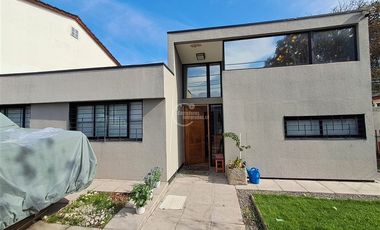 Casa en Arriendo en Nocedal / Monseñor Edwards