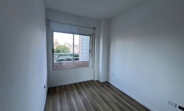 Departamento 4 ambientes con balcón