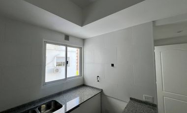 Departamento 4 ambientes con balcón