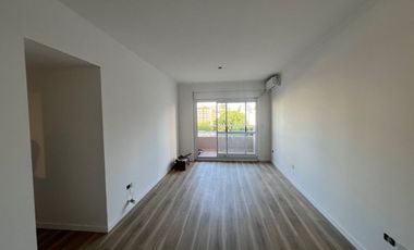 Departamento 4 ambientes con balcón